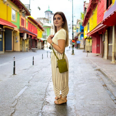 Greenwood Oslo Compact Crossbody – Olive Green Leather - Greenwood Leather