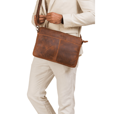 Leather Laptop Sleeve - MacBook Pro/Air 13 / 15 / 16 inch sleeve with Strap - Montreal - Greenwood Leather
