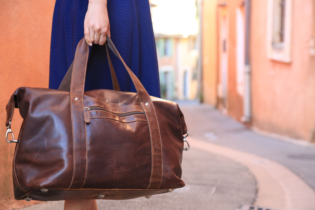 Elle Leather Clutch — Handwoven with Love