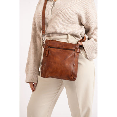 Leather Shoulder Bag 'Isalie' Cognac - Greenwood Leather
