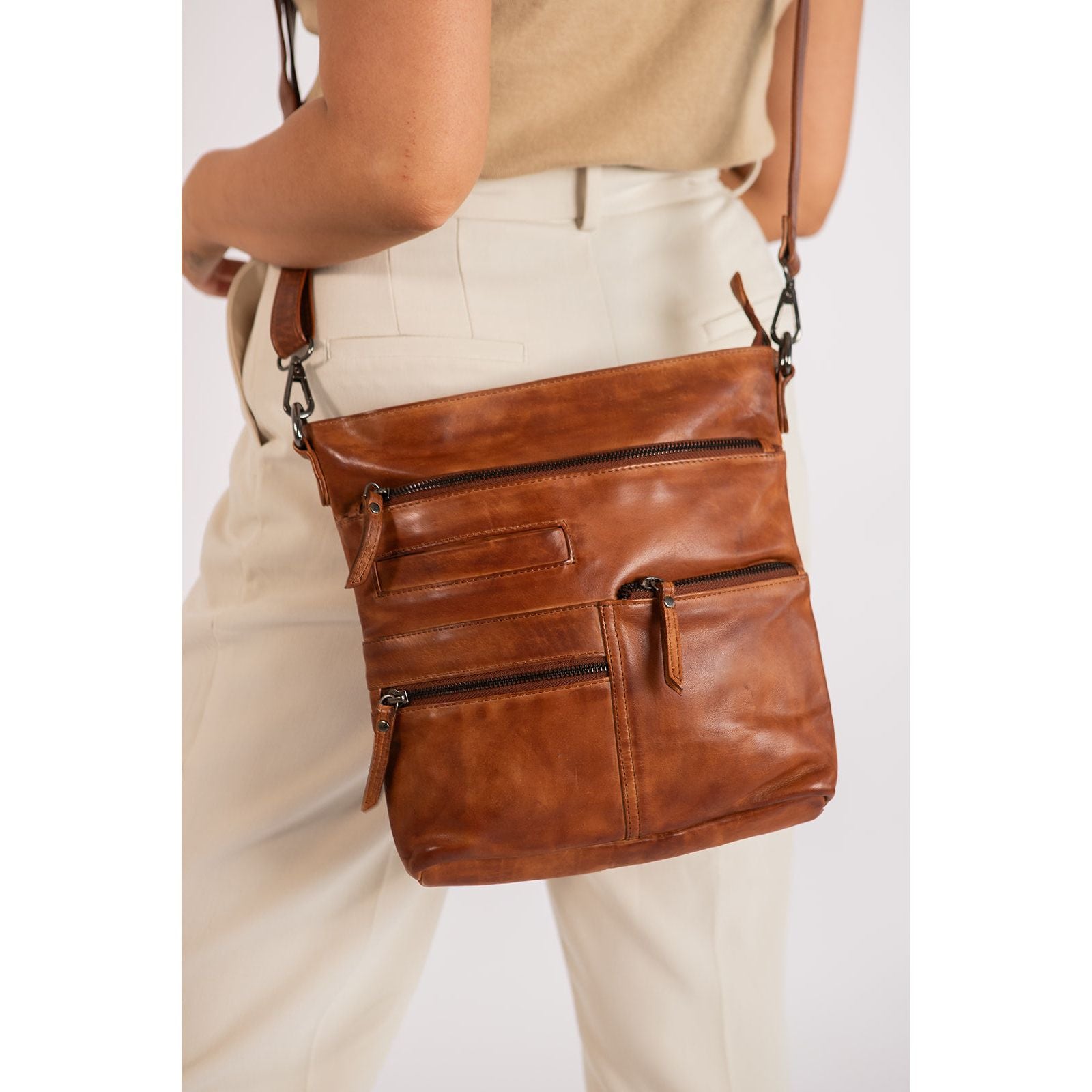 Greenwood Leather Shoulder Bag Liane -  Cognac